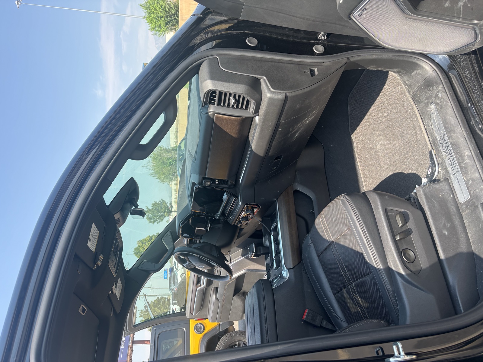 Chevrolet Silverado High Country passenger cabin before interior detail